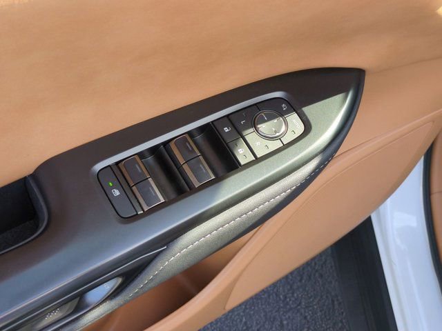 Used 2023 Lexus RZ 450e Premium w/ Technology Package image 16