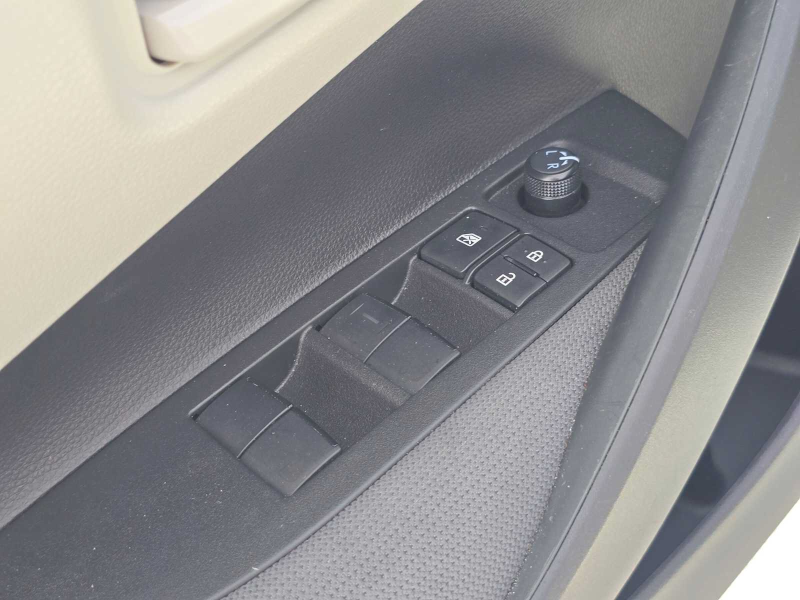 Used 2026 Toyota Corolla LE FWD image 23