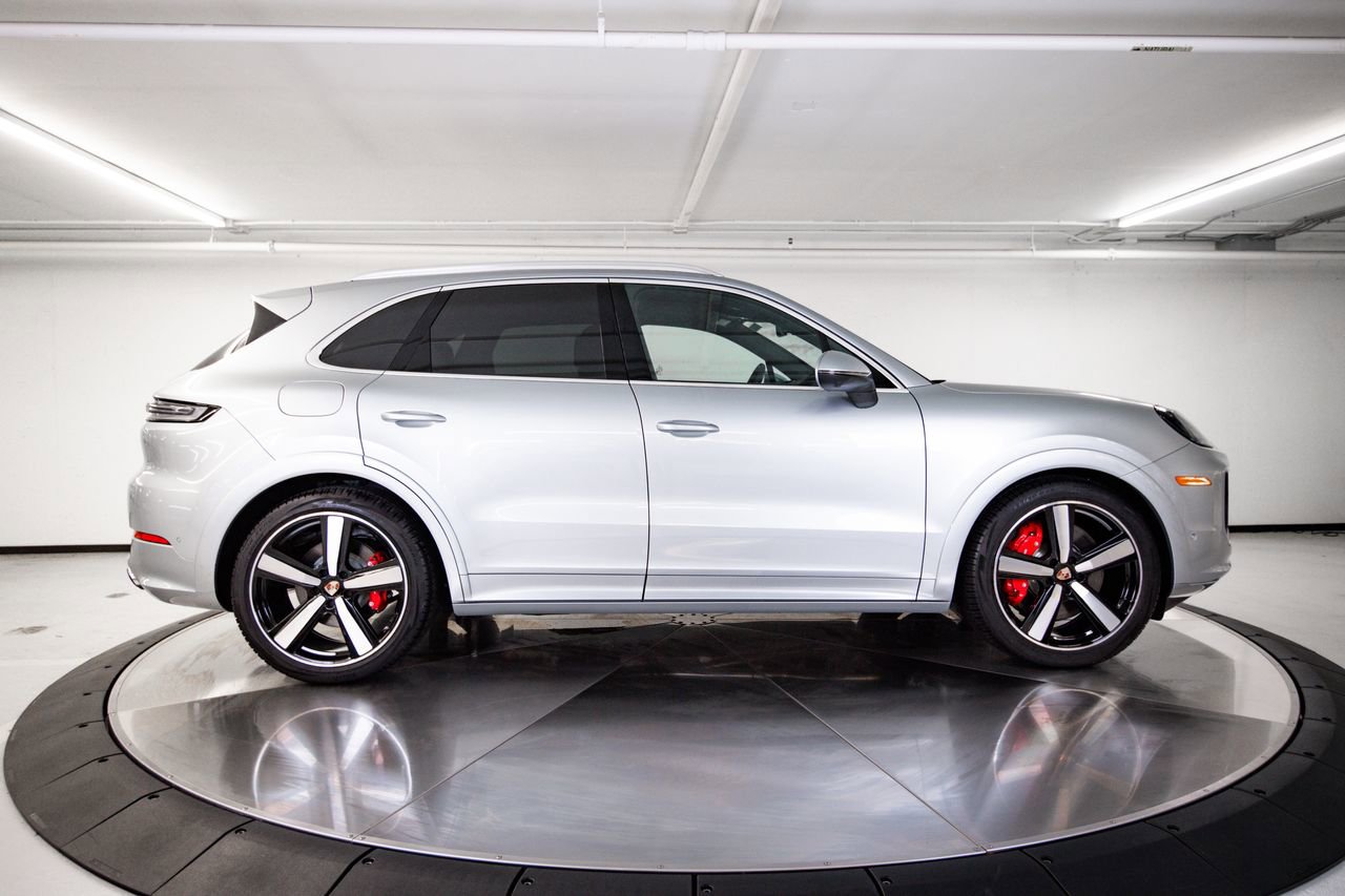 New 2026 Porsche Cayenne S AWD/4WD image 8
