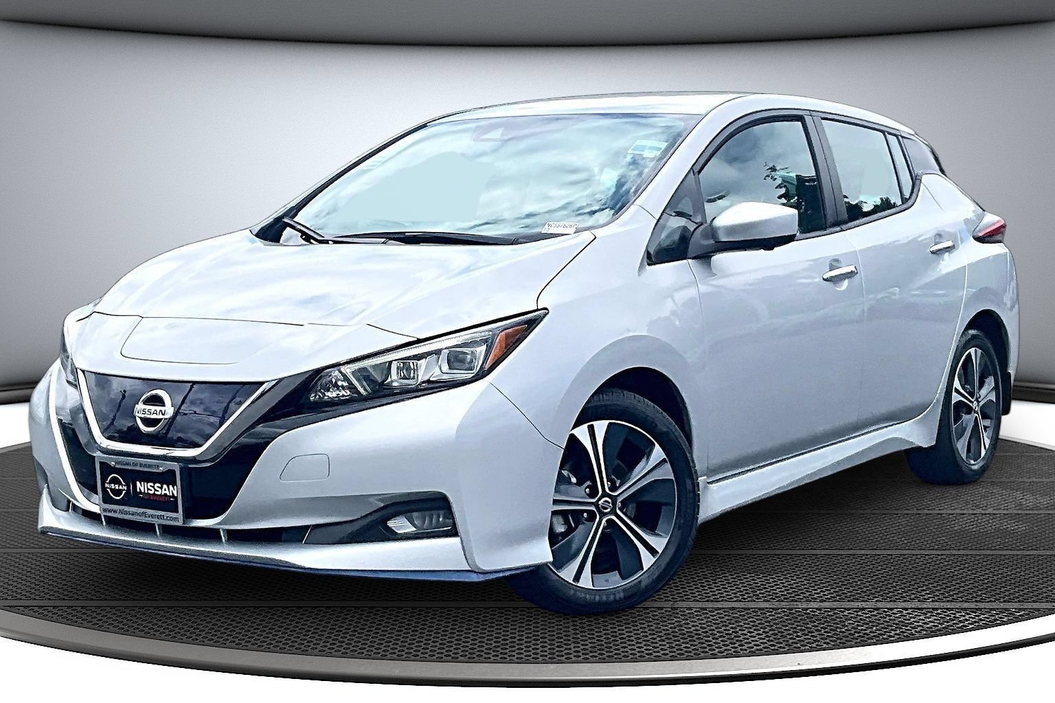 Used 2022 Nissan Leaf SV Plus FWD image 3