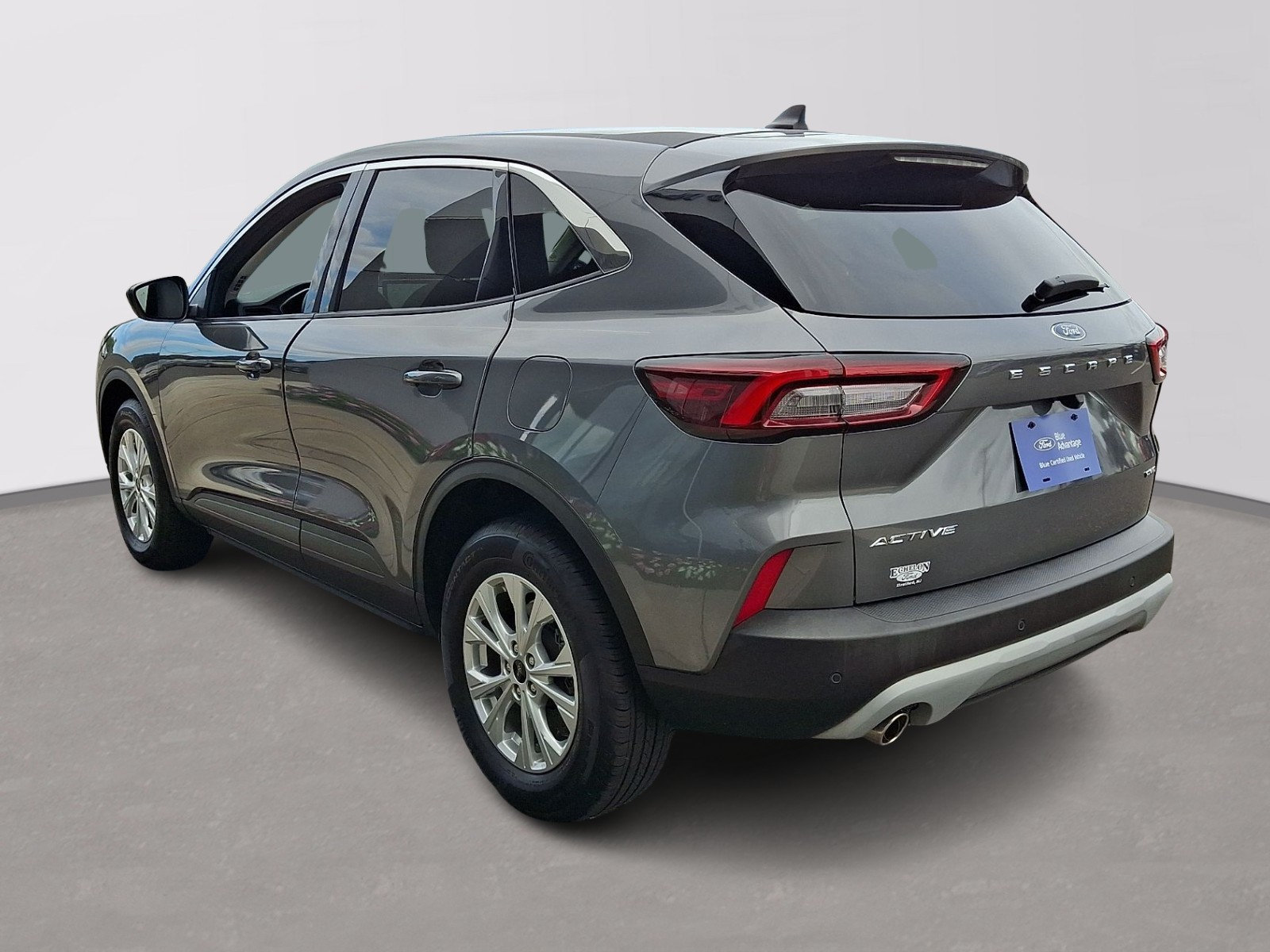 Certified 2023 Ford Escape Active w/ Tech Pack #1 AWD/4WD image 4
