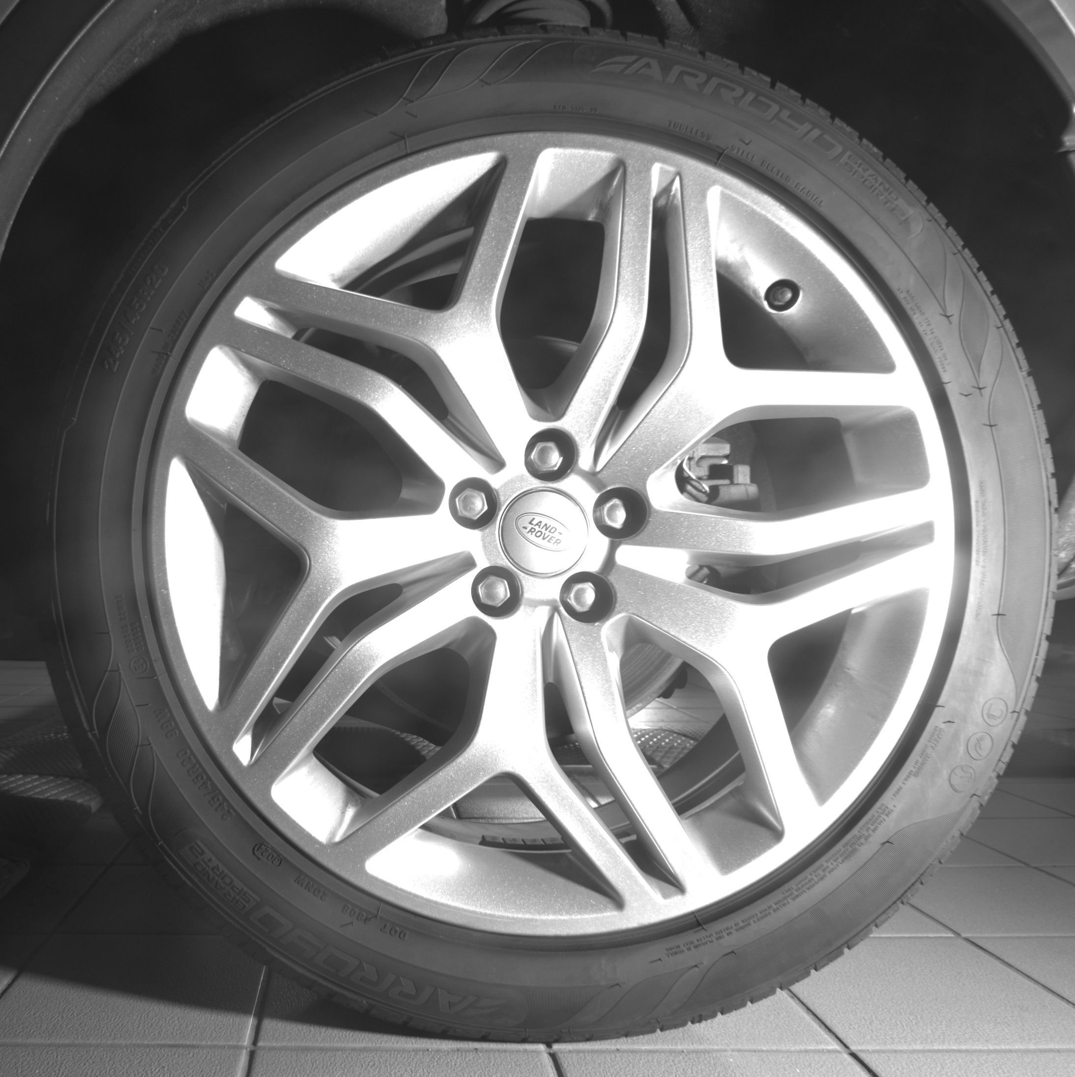 Used 2018 Land Rover Range Rover Evoque HSE Dynamic AWD/4WD image 31