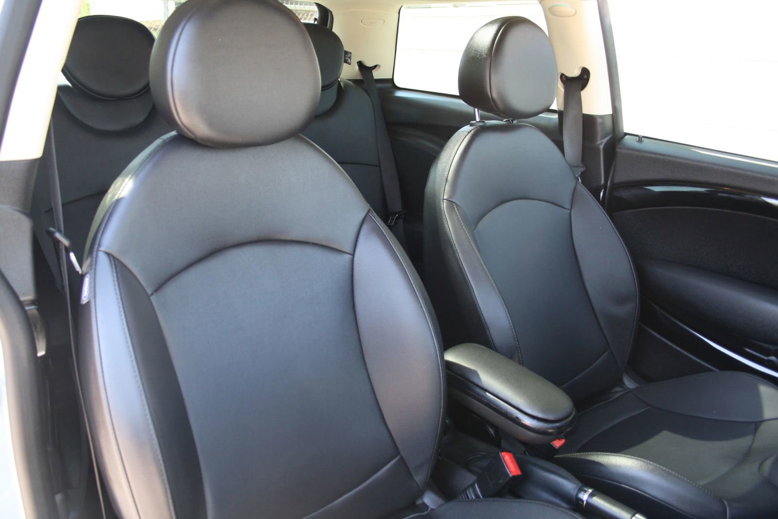 Used 2012 MINI Cooper S FWD image 9