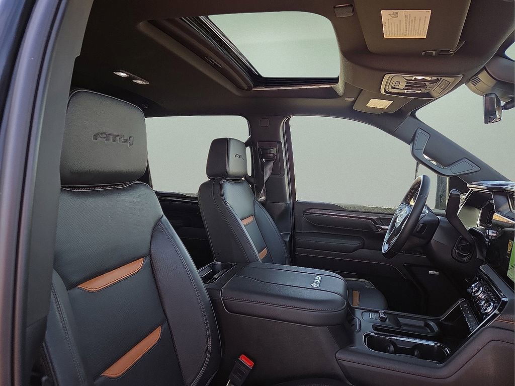 Used 2025 GMC Sierra 2500 AT4 w/ AT4 Premium Plus Package image 14