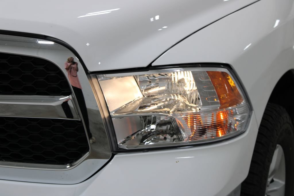 Used 2024 RAM 1500 Classic SLT AWD/4WD image 12
