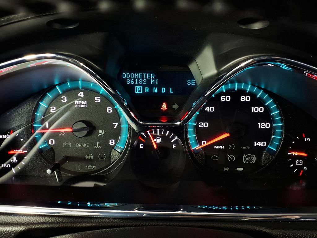 Used 2017 Chevrolet Traverse Premier FWD image 18