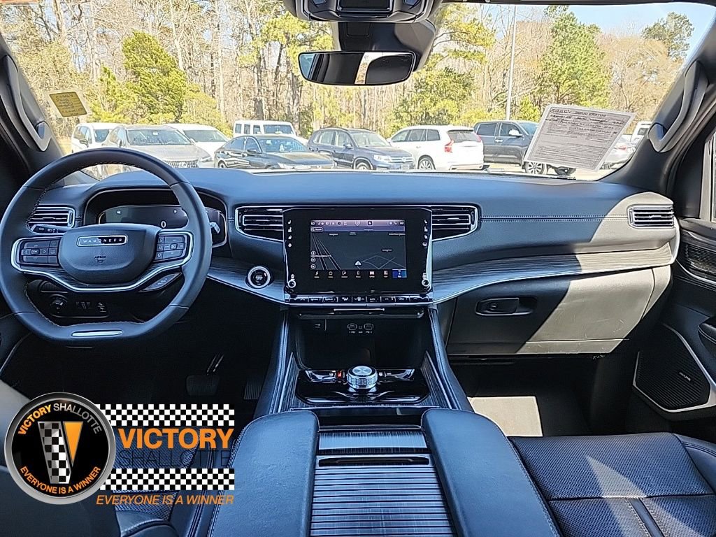 Certified 2024 Jeep Wagoneer Series II w/ Flexible Seating Group image 3