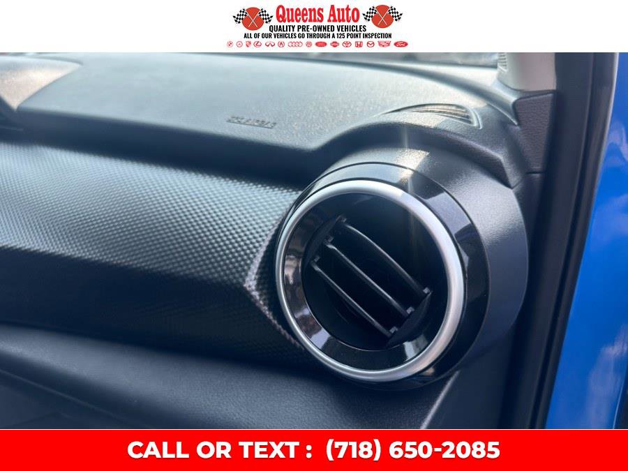 Used 2021 Nissan Kicks SV image 17