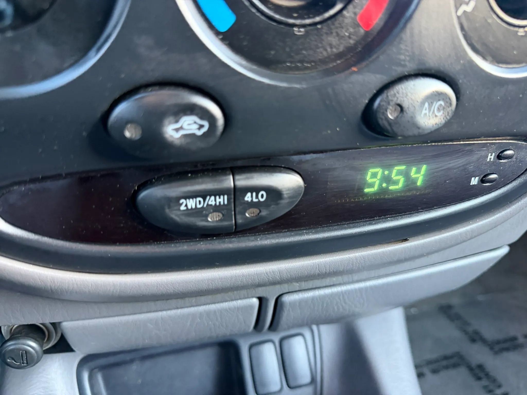 Used 2005 Toyota Tundra SR5 image 25