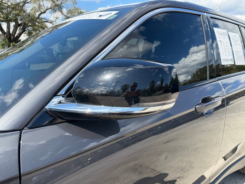 Certified 2022 Jeep Grand Cherokee Limited w/ Trailer Tow Prep Group (B) image 10