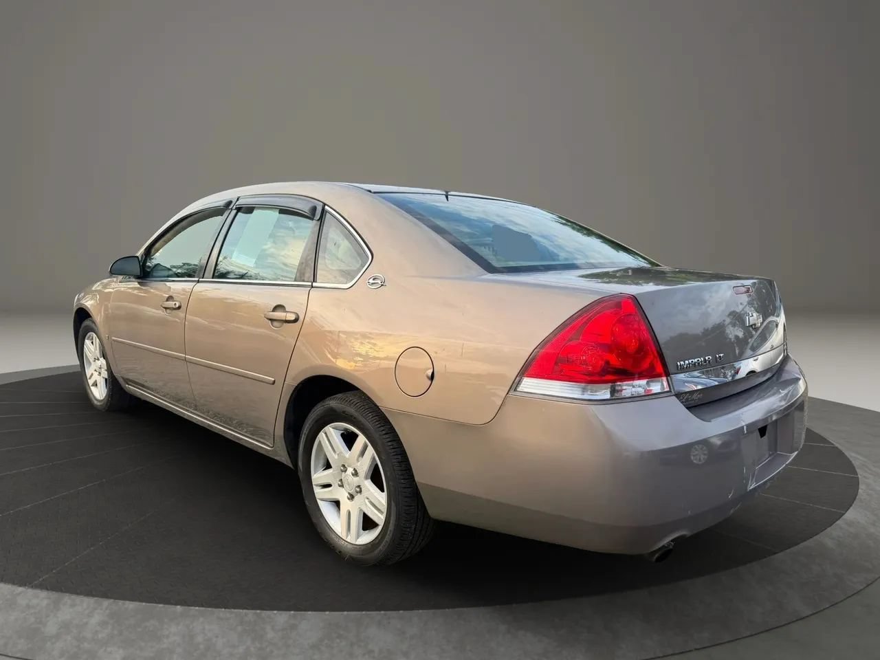 Used 2007 Chevrolet Impala LT FWD image 7