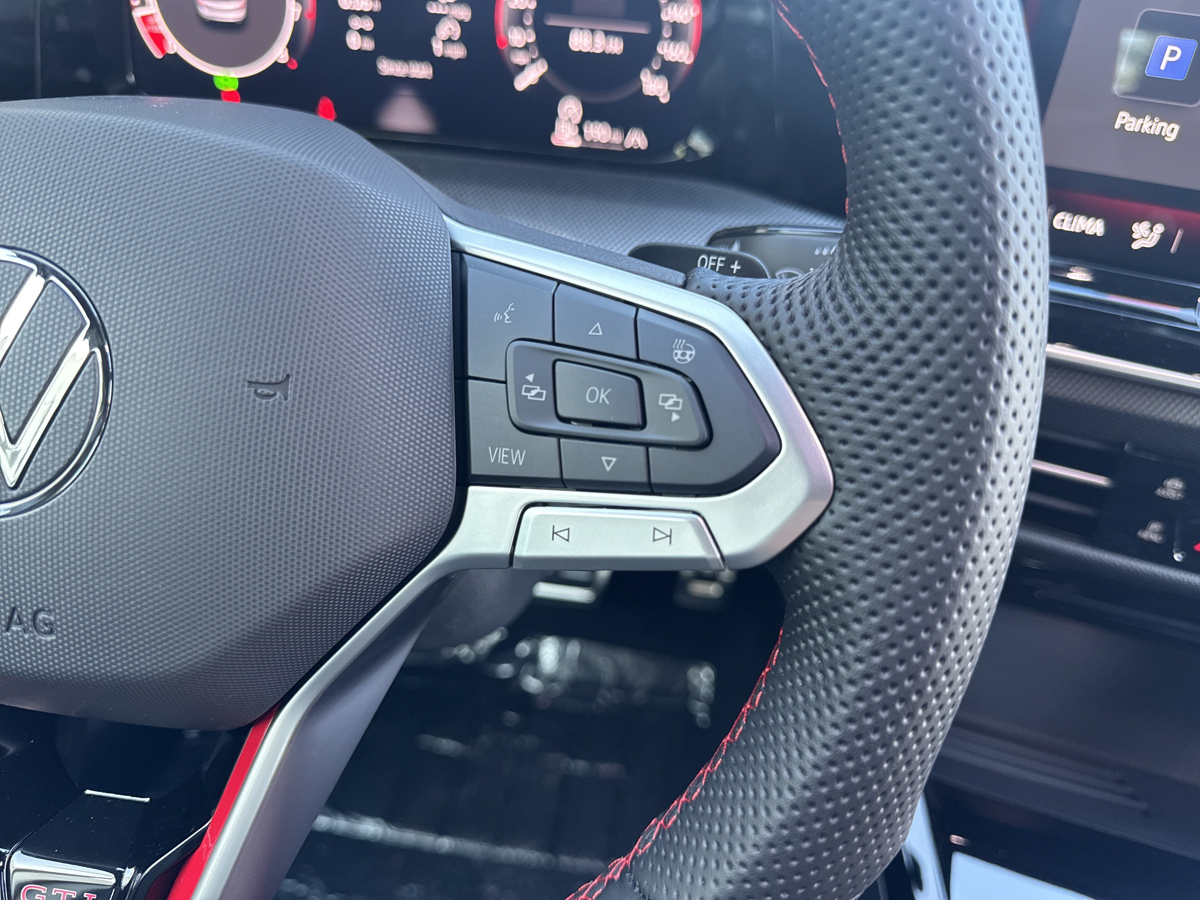 New 2026 Volkswagen GTI SE FWD image 21