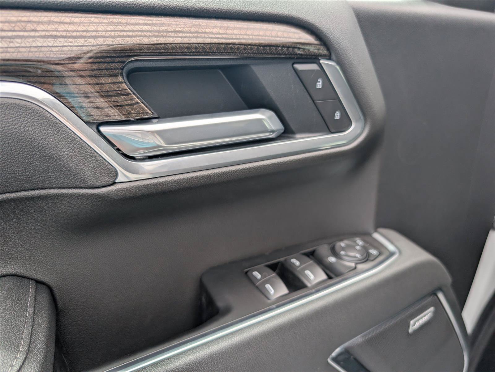 New 2026 Chevrolet Silverado 1500 RST AWD/4WD image 12