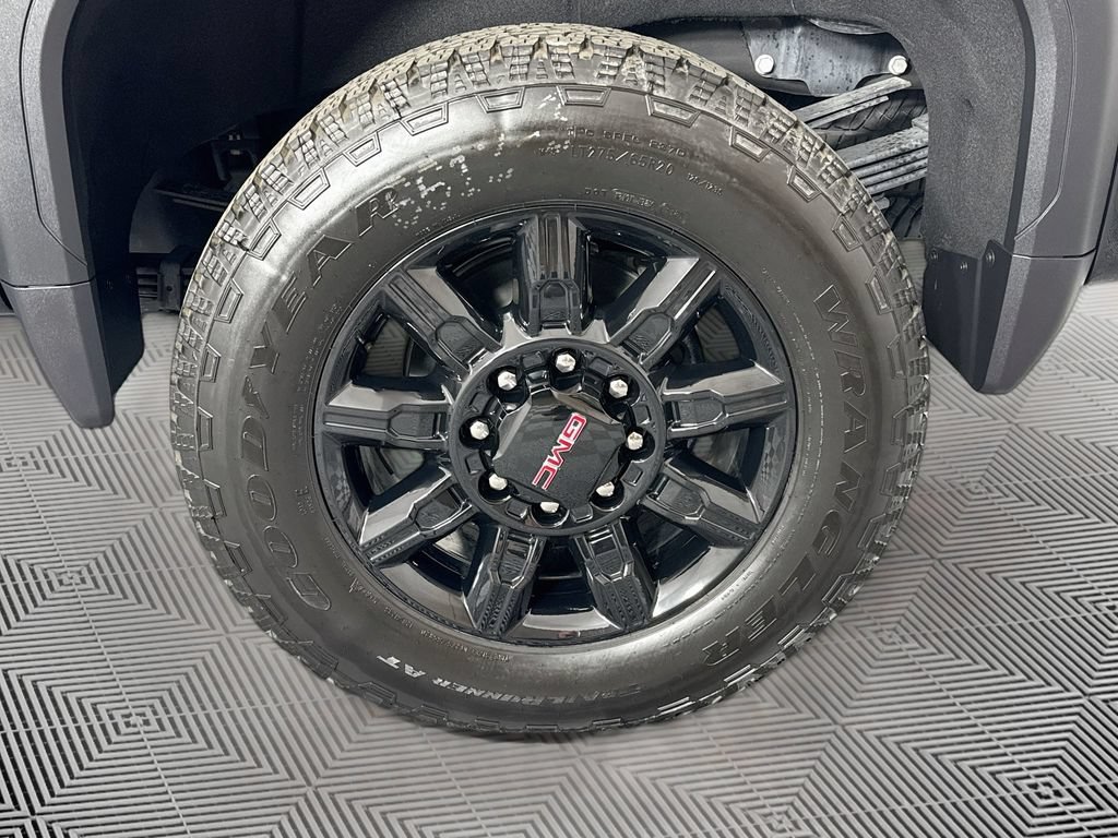 Used 2026 GMC Sierra 3500 AT4 AWD/4WD image 32