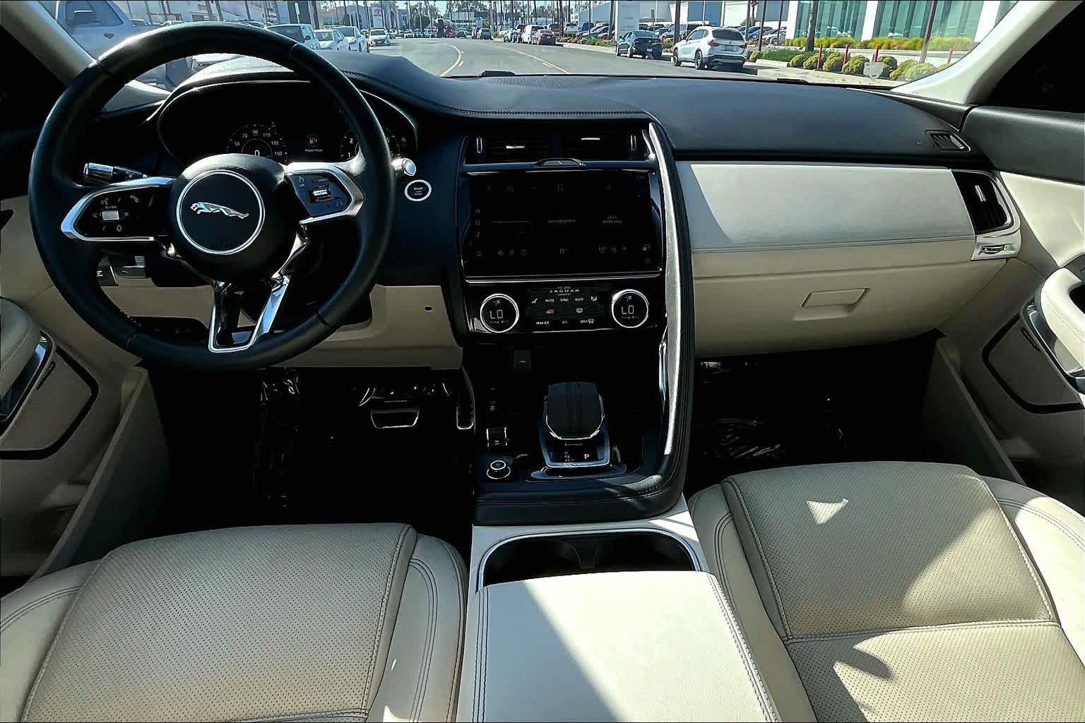 Used 2022 Jaguar E-PACE SE AWD/4WD image 16
