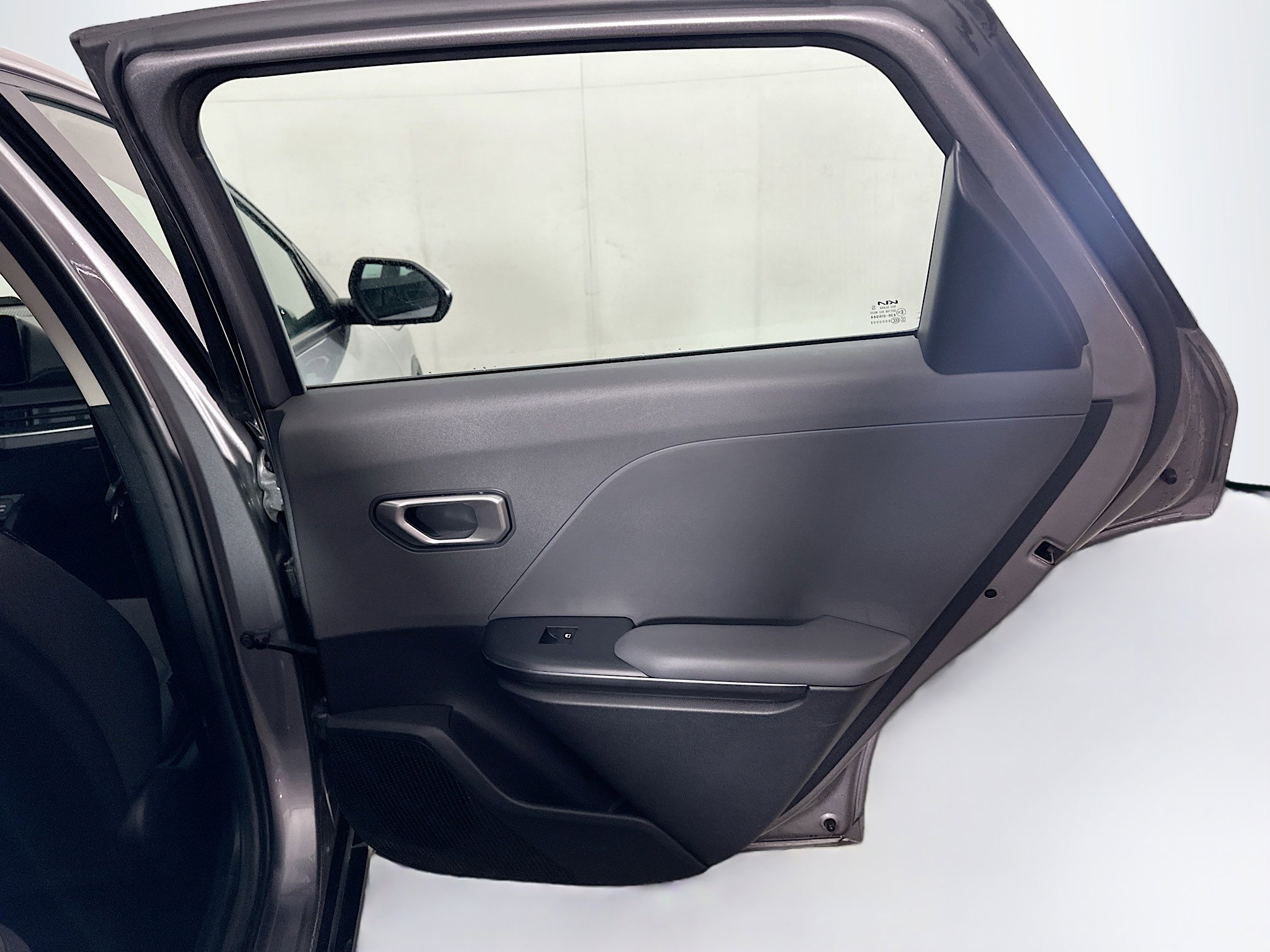 Used 2025 Kia K4 LXS image 27