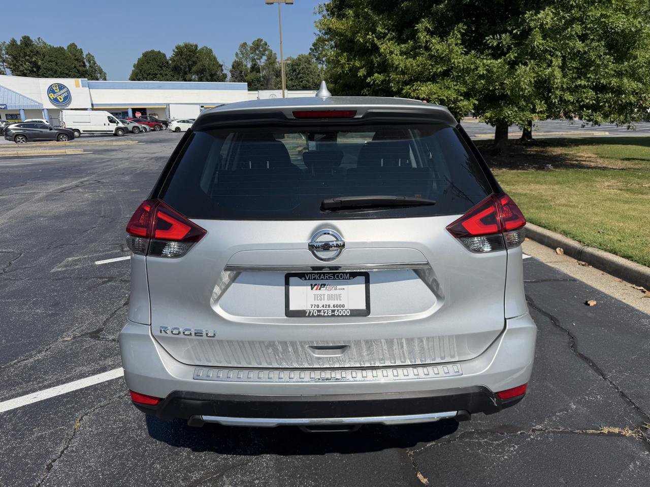 Used 2018 Nissan Rogue S FWD image 6