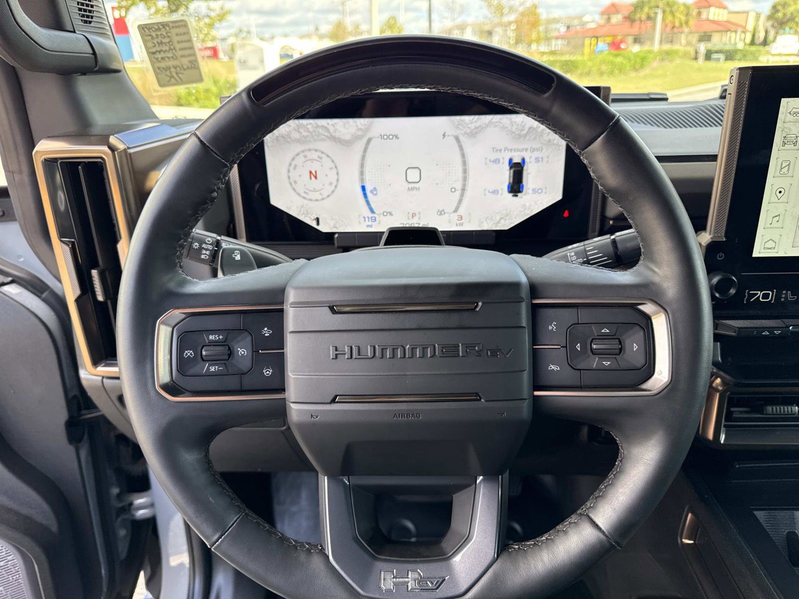 Used 2025 GMC Hummer EV 2X w/ LPO, Roof Cross Rail Package image 28