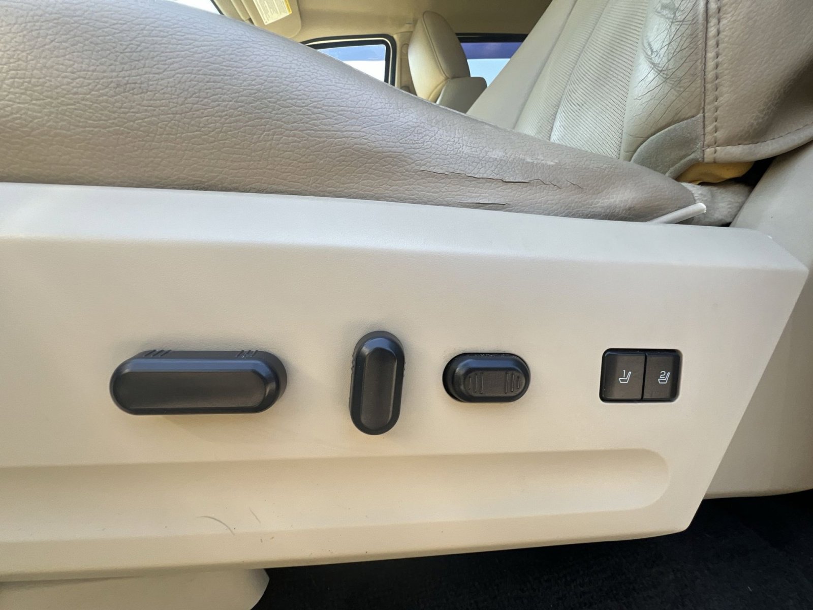 Used 2015 Ford Expedition Limited w/ Equipment Group 301A image 22