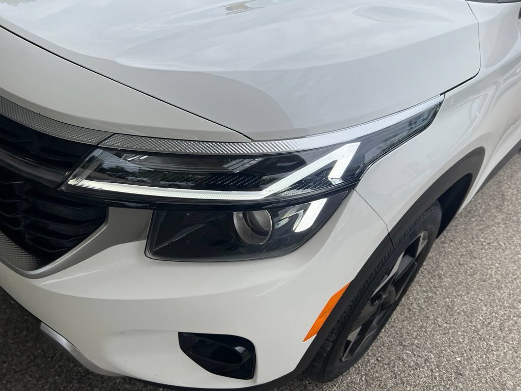 Certified 2024 Kia Seltos EX AWD/4WD image 31
