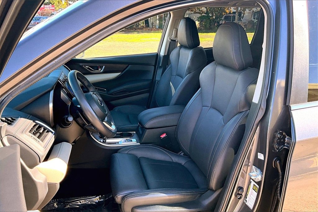 Used 2022 Subaru Ascent Touring w/ Popular Package #2A image 8