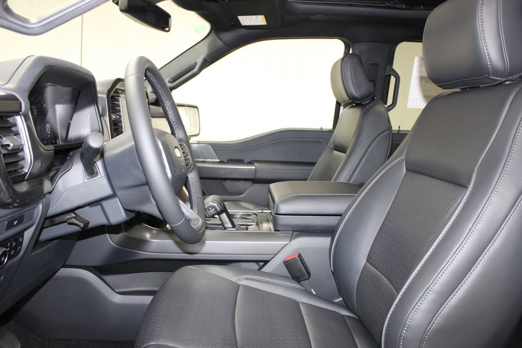 New 2026 Ford F150 Lariat w/ Equipment Group 502A High image 17