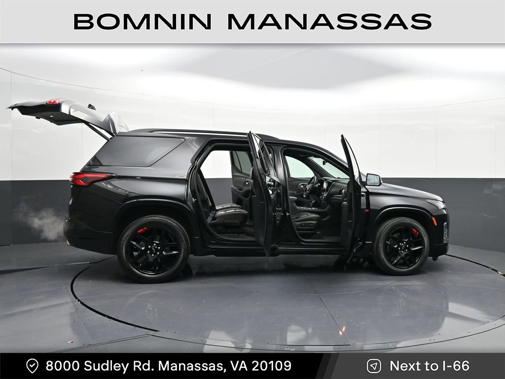 Used 2023 Chevrolet Traverse Premier w/ Redline Edition image 40