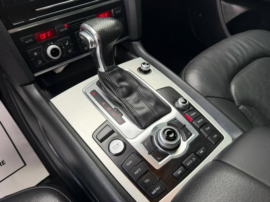 Used 2014 Audi Q7 3.0T S line Prestige w/ S Line Package AWD/4WD image 16