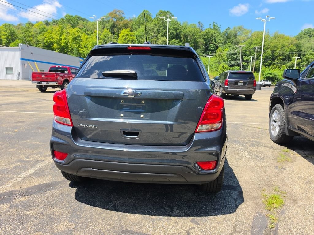 Certified 2022 Chevrolet Trax LT w/ Sport Edition AWD/4WD image 5