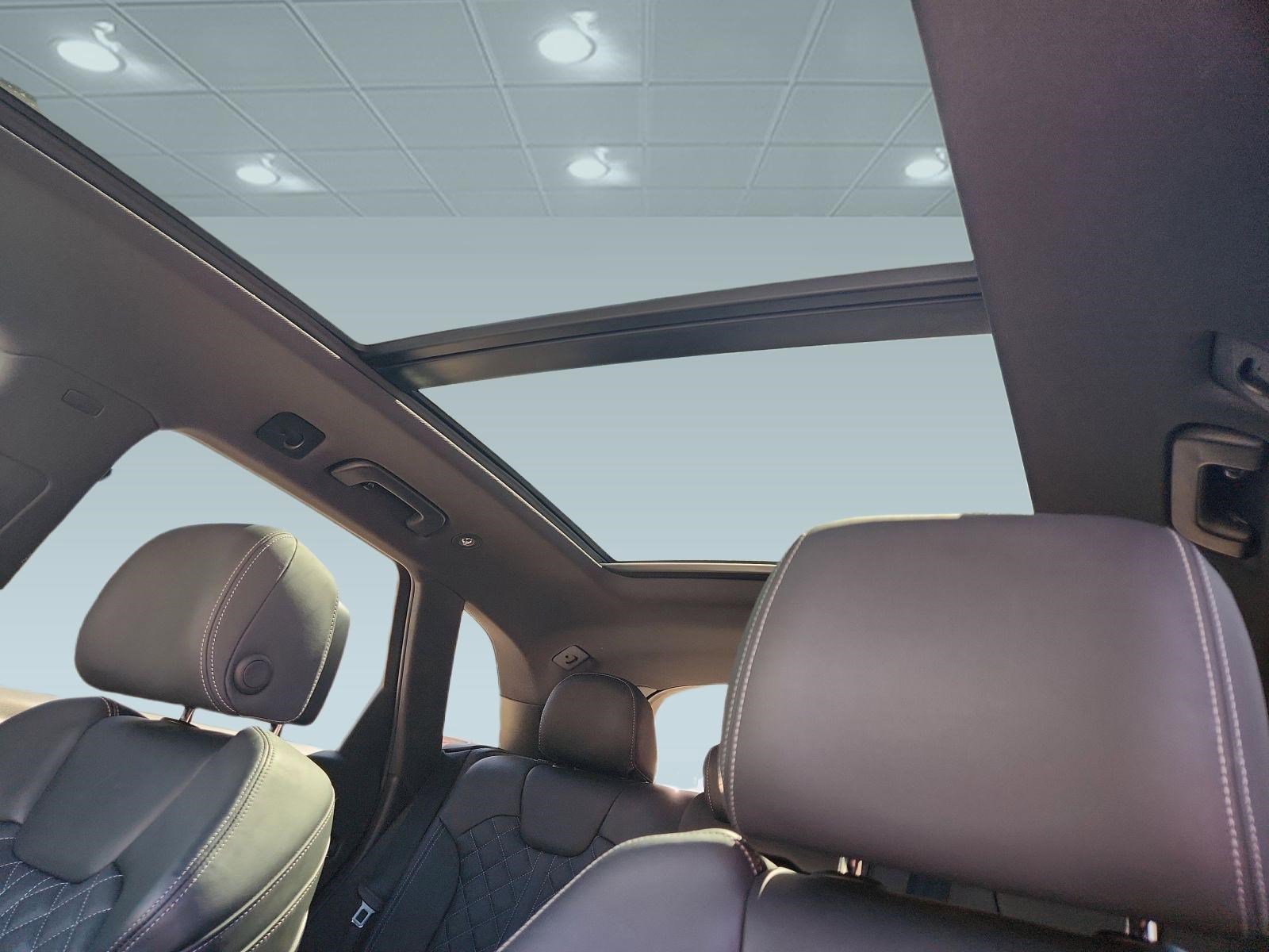 Used 2020 Audi SQ5 Premium Plus w/ Premium Plus Package image 11