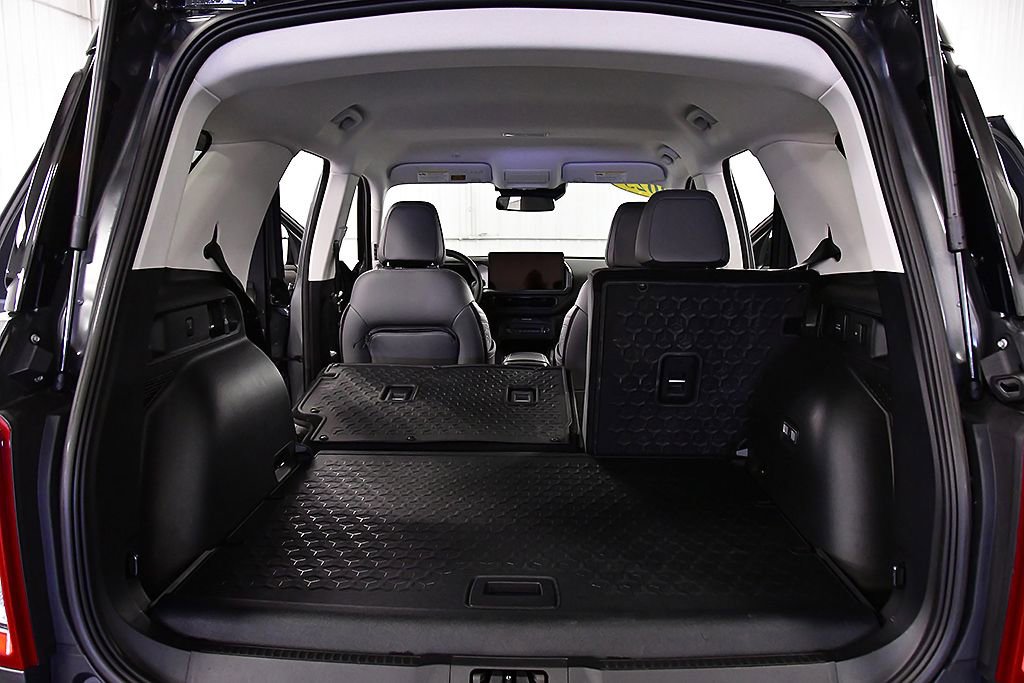 Used 2025 Ford Bronco Sport Badlands image 30