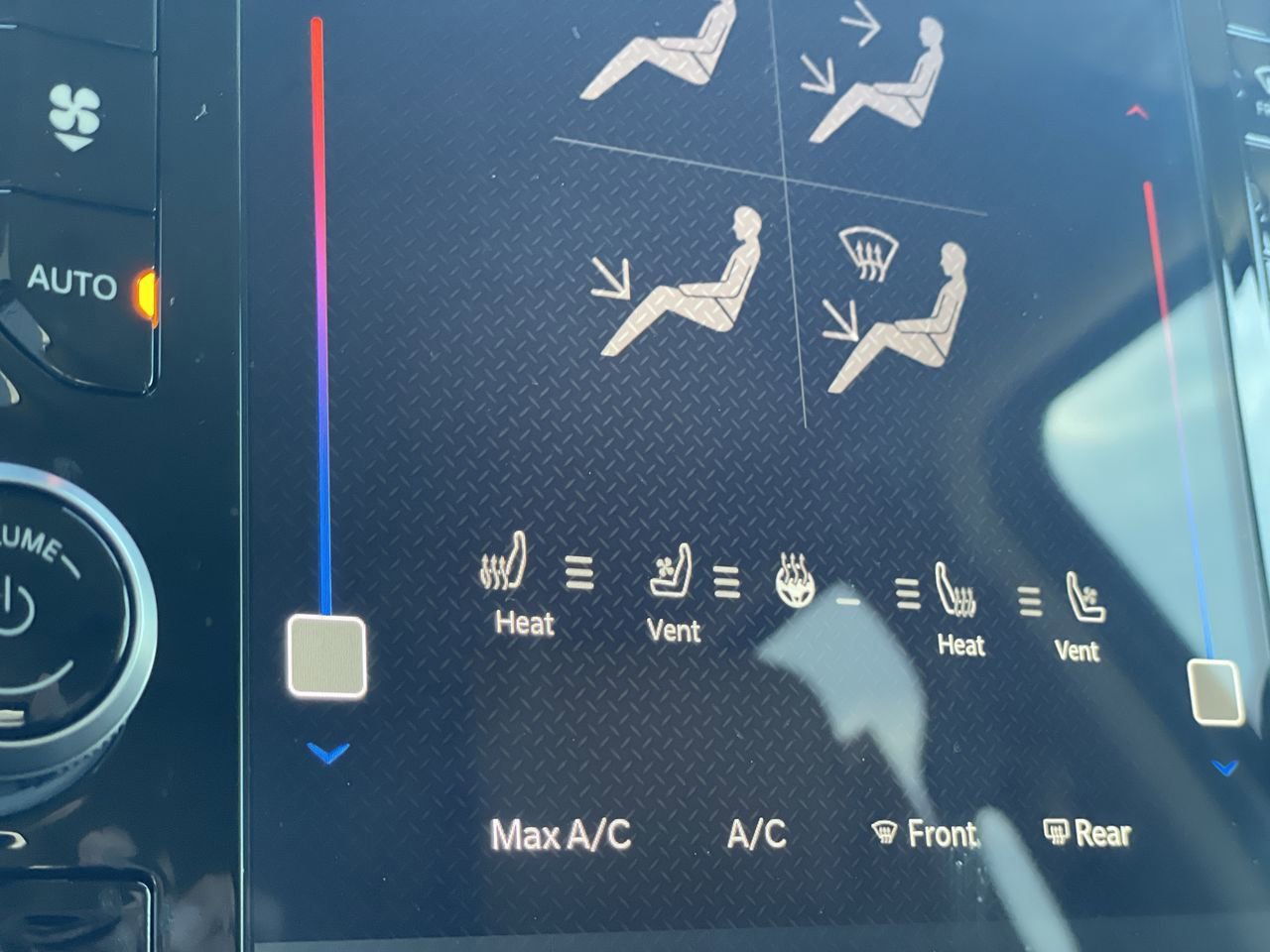 Used 2023 RAM 3500 Limited image 25