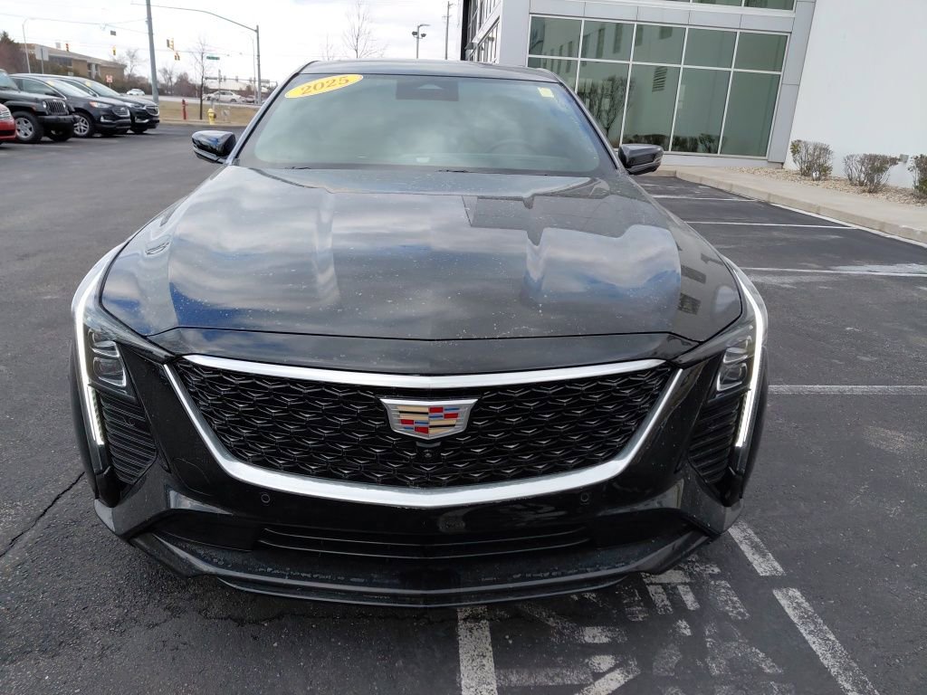 Used 2025 Cadillac CT5 Premium Luxury image 3