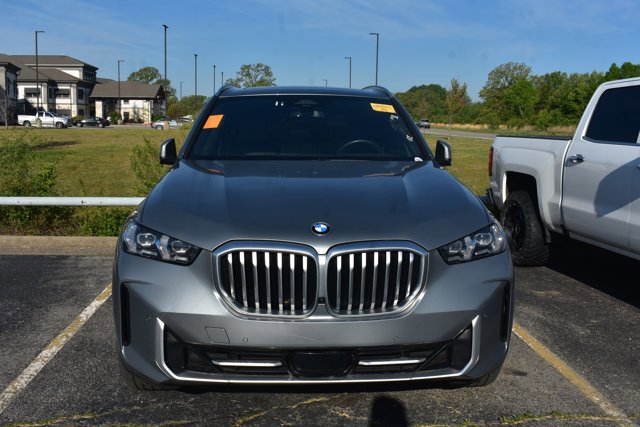 Used 2024 BMW X5 xDrive40i image 2