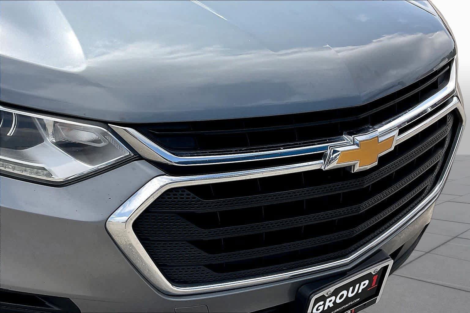 Used 2018 Chevrolet Traverse LS FWD image 30