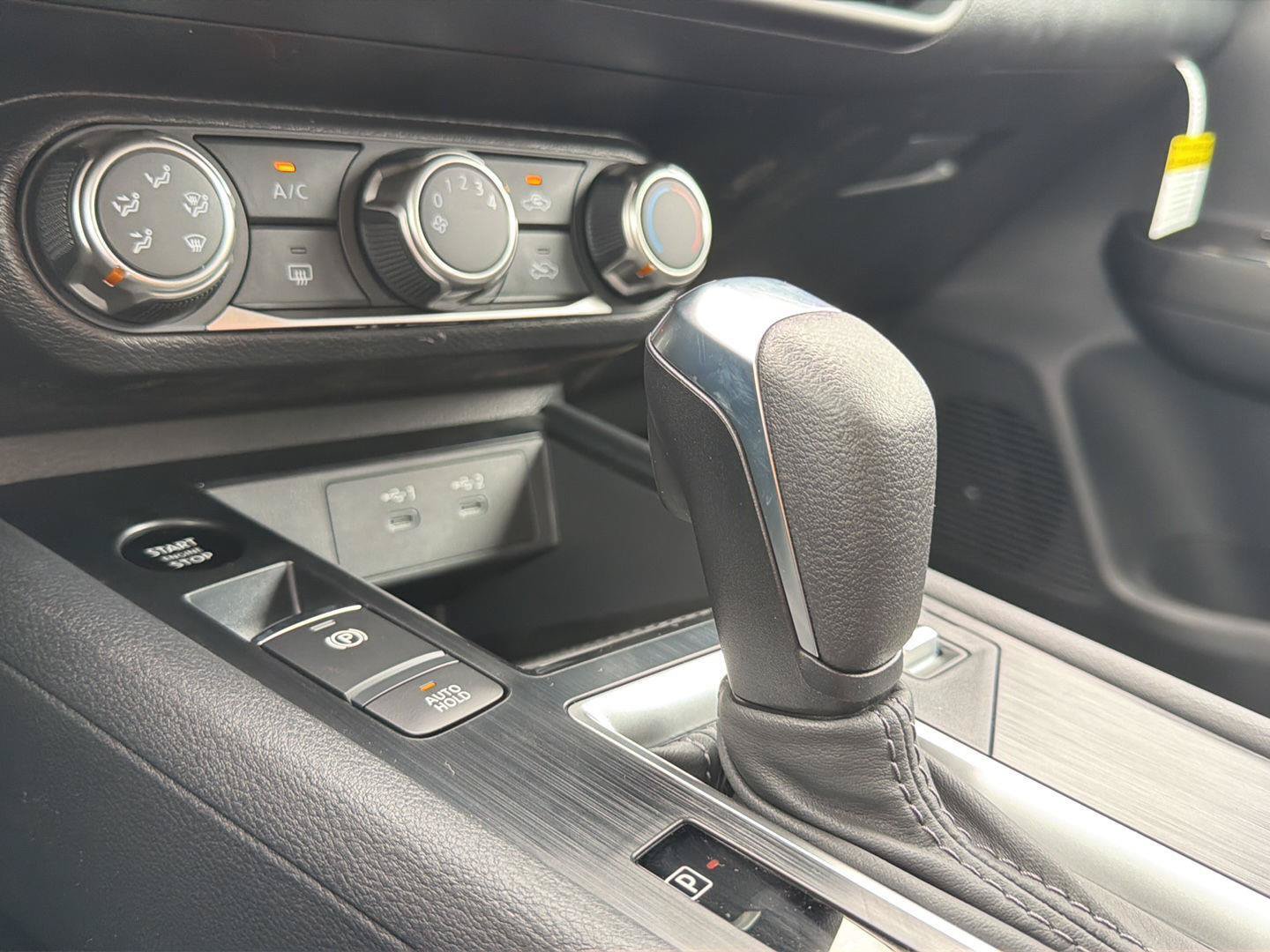 New 2027 Nissan Kicks S FWD image 18