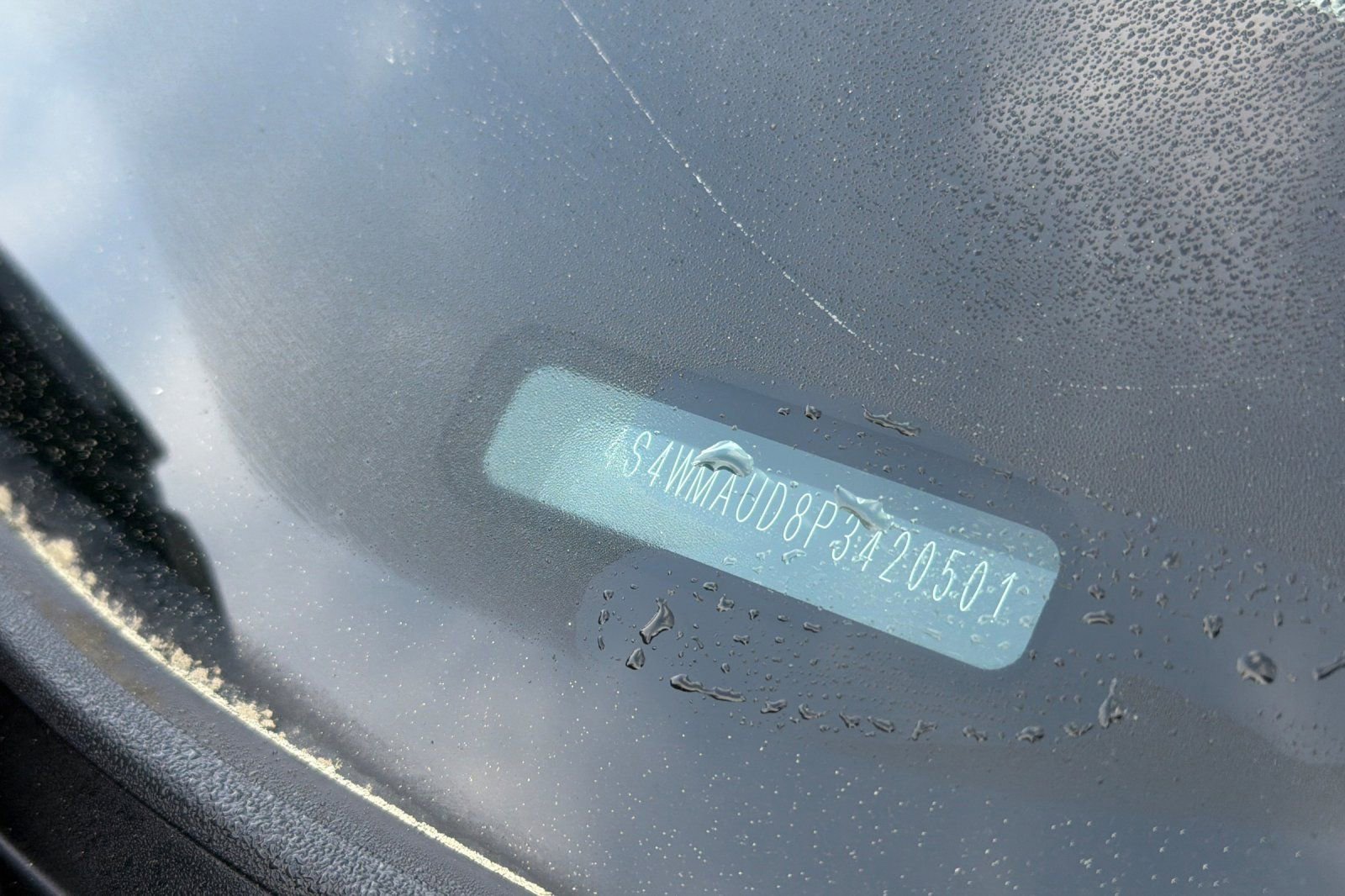 Used 2023 Subaru Ascent Limited w/ Technology Package image 2