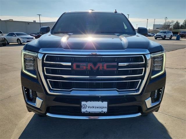 Used 2021 GMC Yukon XL SLT w/ SLT Premium Package image 9