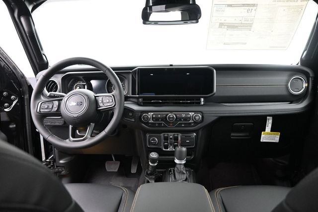 New 2026 Jeep Gladiator Sport AWD/4WD image 16