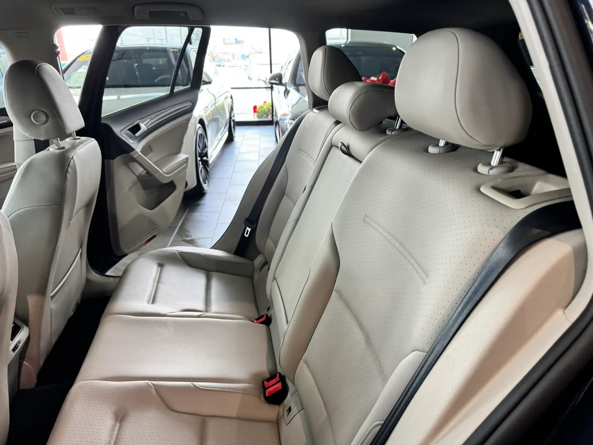 Used 2017 Volkswagen Golf Alltrack SE image 19