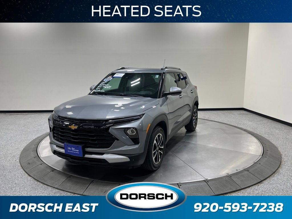 Used 2024 Chevrolet TrailBlazer LT w/ LT Cold Weather Package AWD/4WD image 1