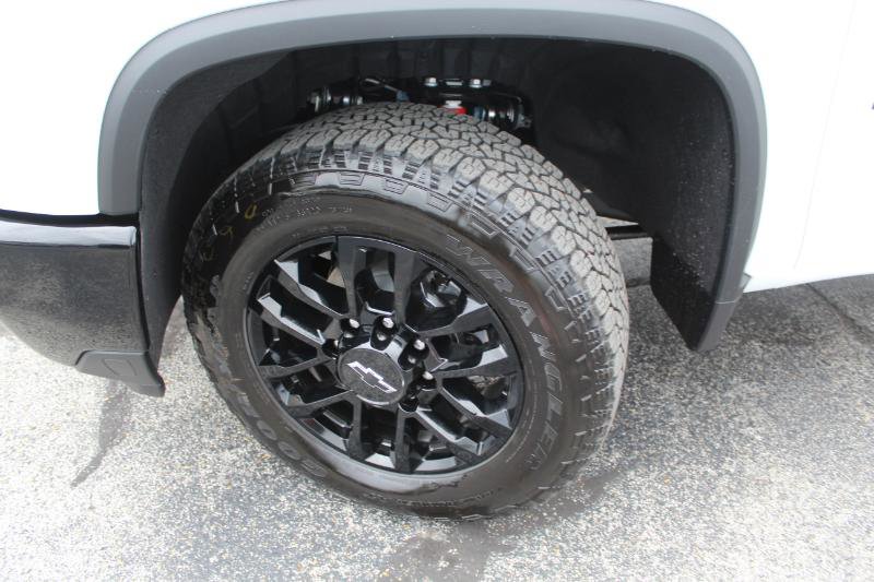 New 2026 Chevrolet Silverado 2500 Custom image 24