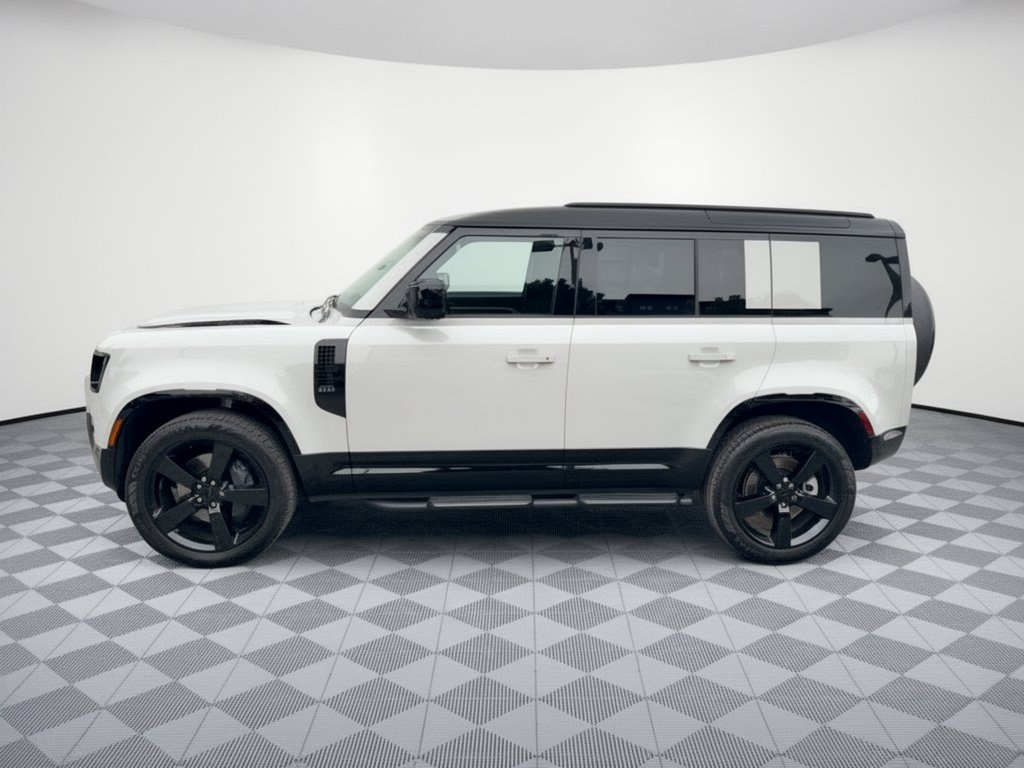 Certified 2026 Land Rover Defender 110 X-Dynamic SE AWD/4WD image 2