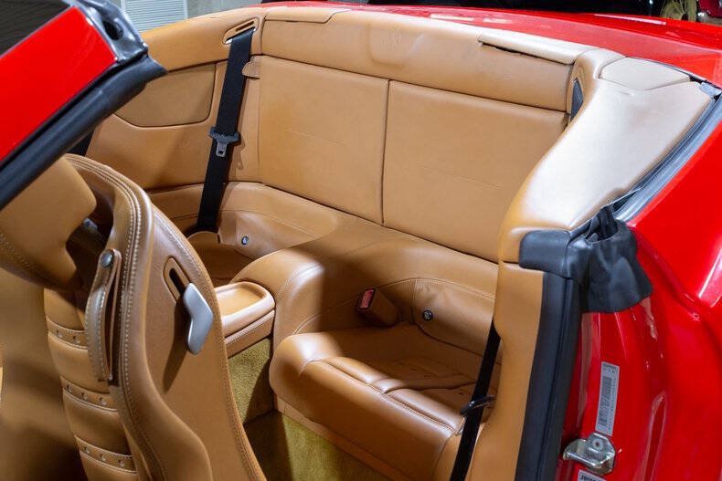 Used 2010 Ferrari California RWD image 54