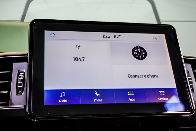 Used 2024 Ford Explorer XLT RWD image 20