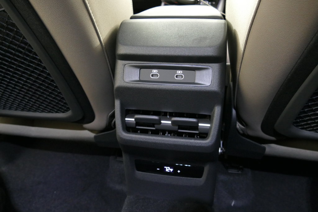 New 2026 Audi Q3 quattro 2.0T AWD/4WD image 30