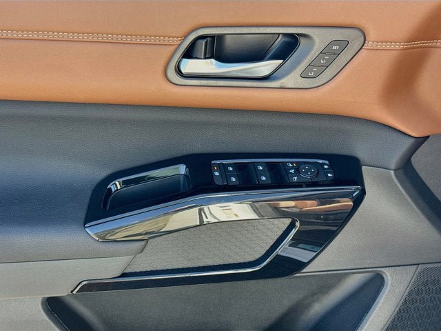New 2026 Nissan Pathfinder Platinum AWD/4WD image 15