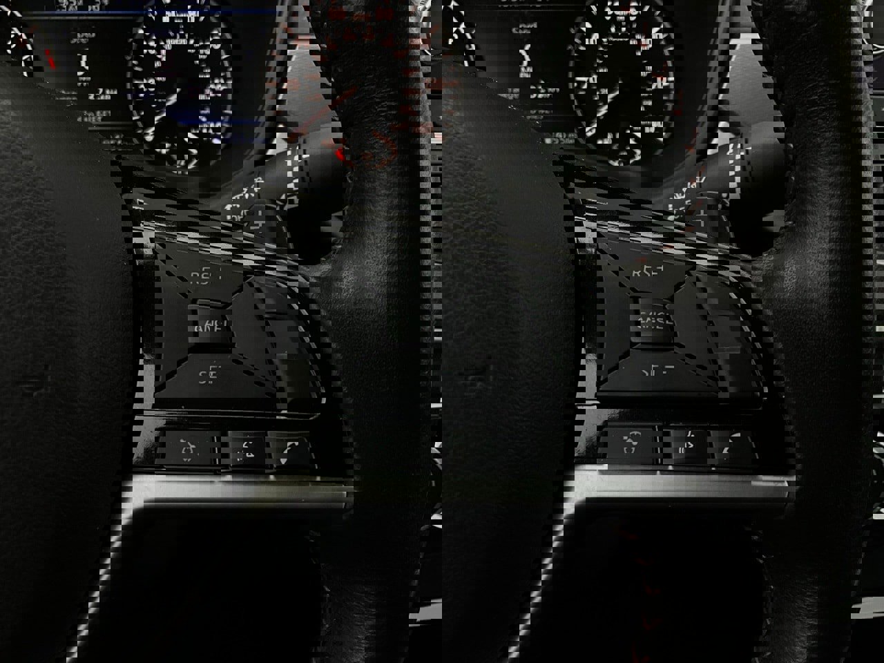 Used 2025 Nissan Altima 2.5 SR image 33