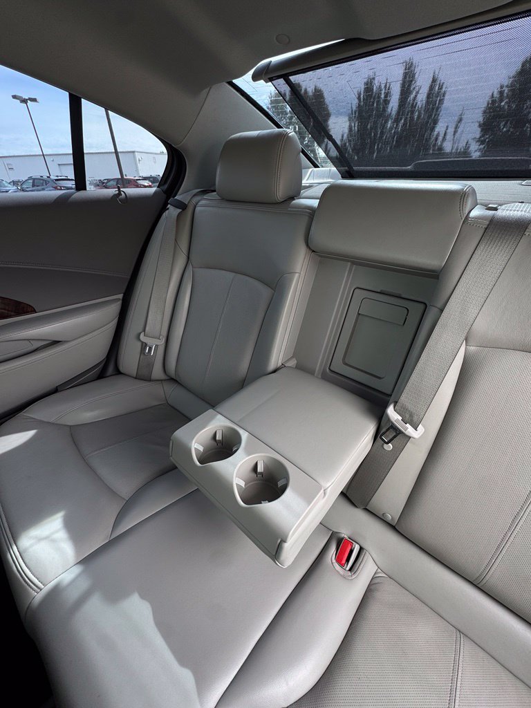Used 2010 Buick LaCrosse CXS FWD image 22