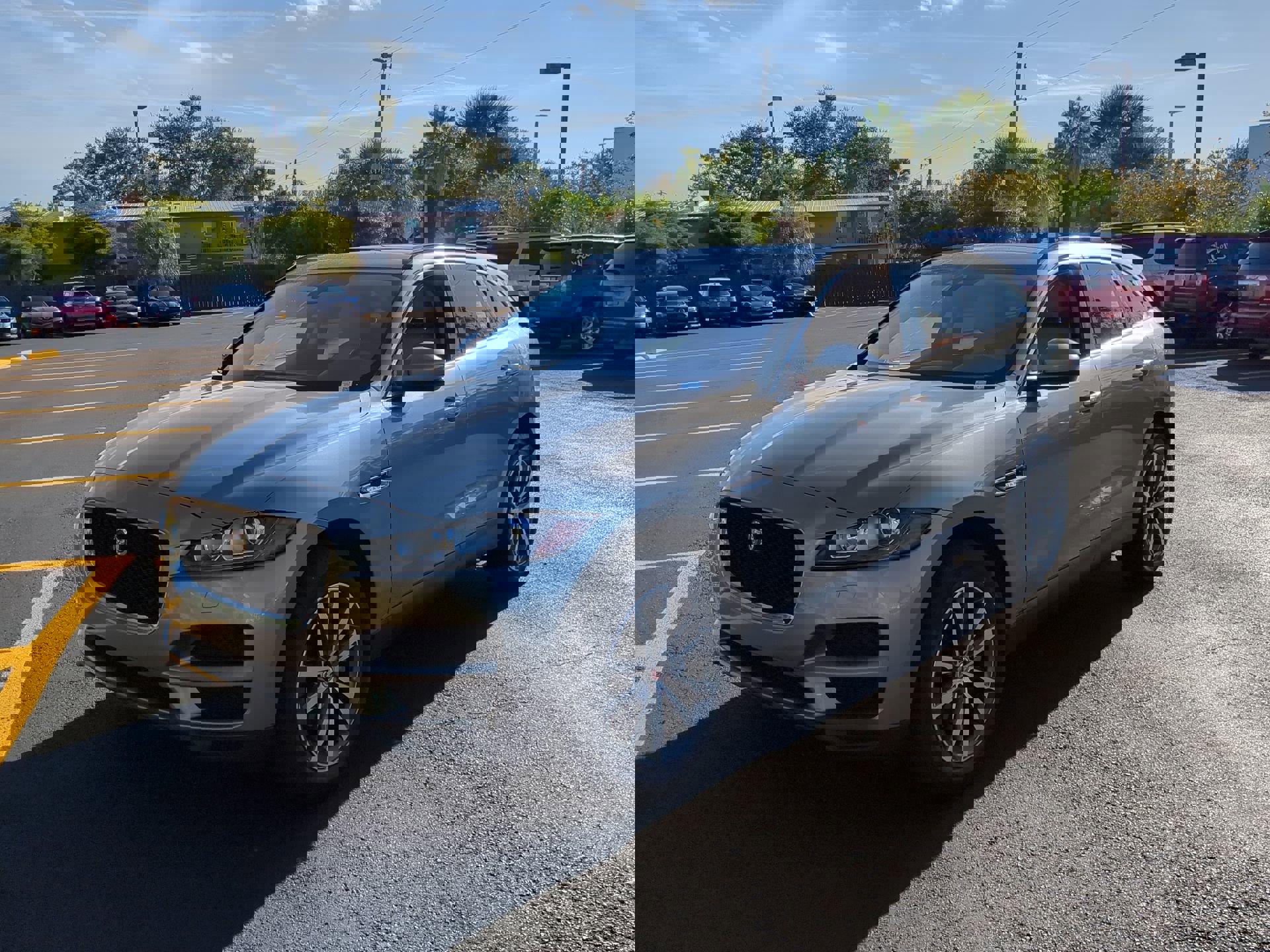 Used 2018 Jaguar F-PACE Prestige image 10